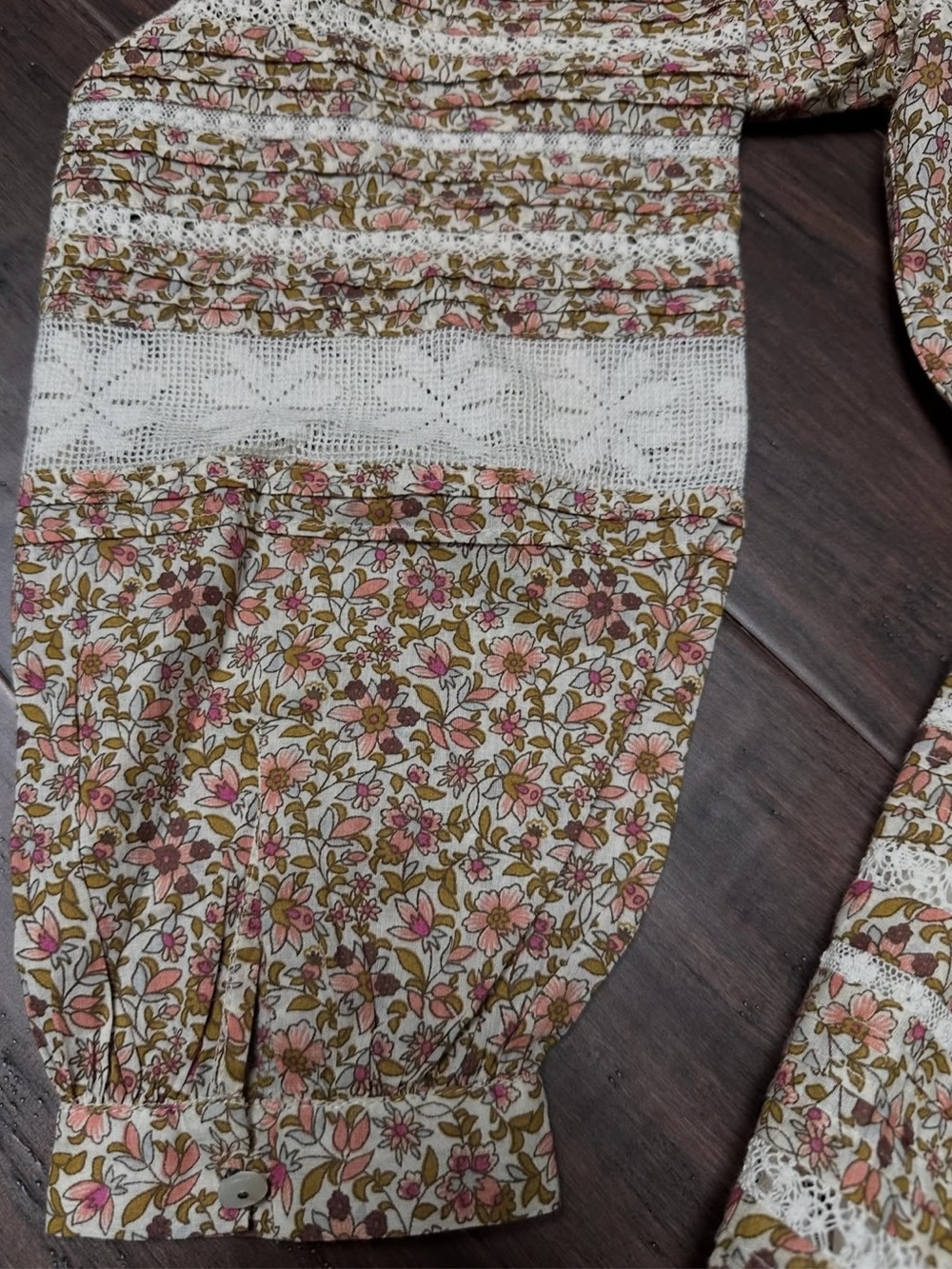 Veronica Beard Beige and White Floral V-Neck Long Sleeve Mini Dress - Picture 5 of 8